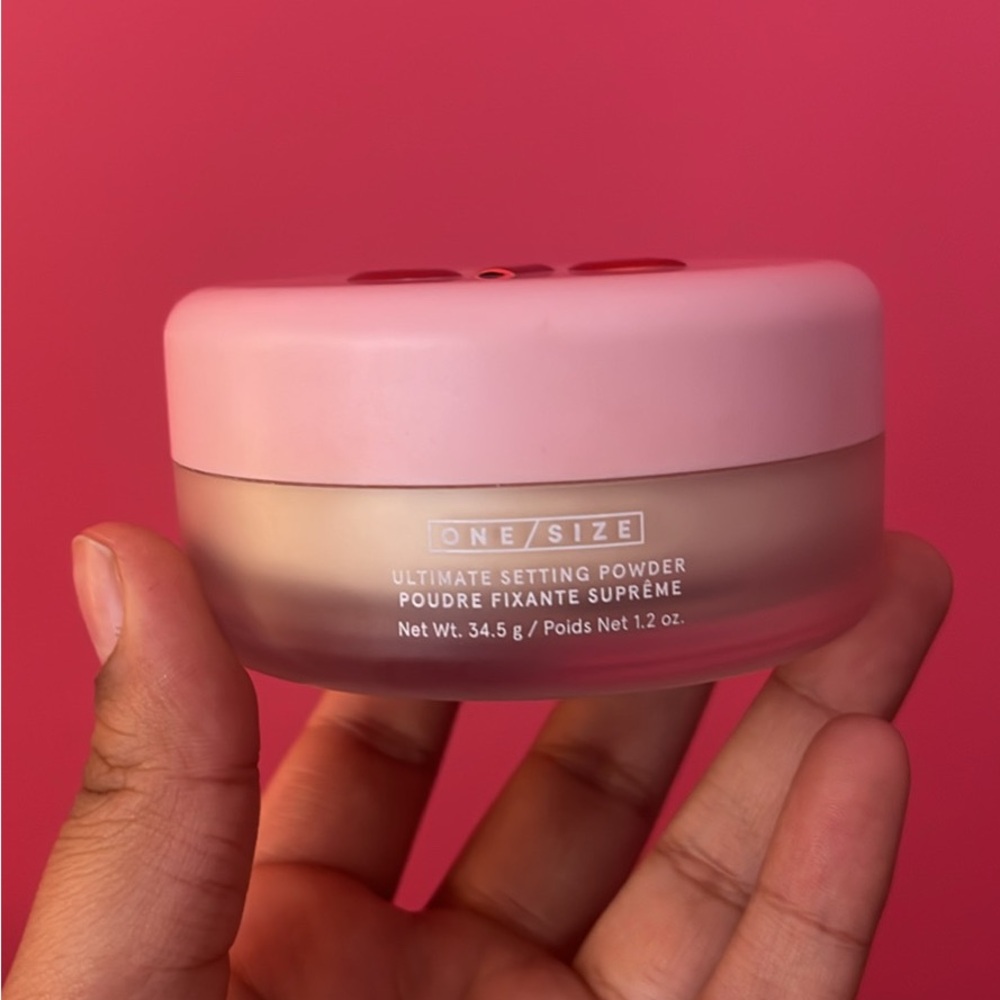 One Size Translucent Setting Powder Full size New - Picture 2 of 2